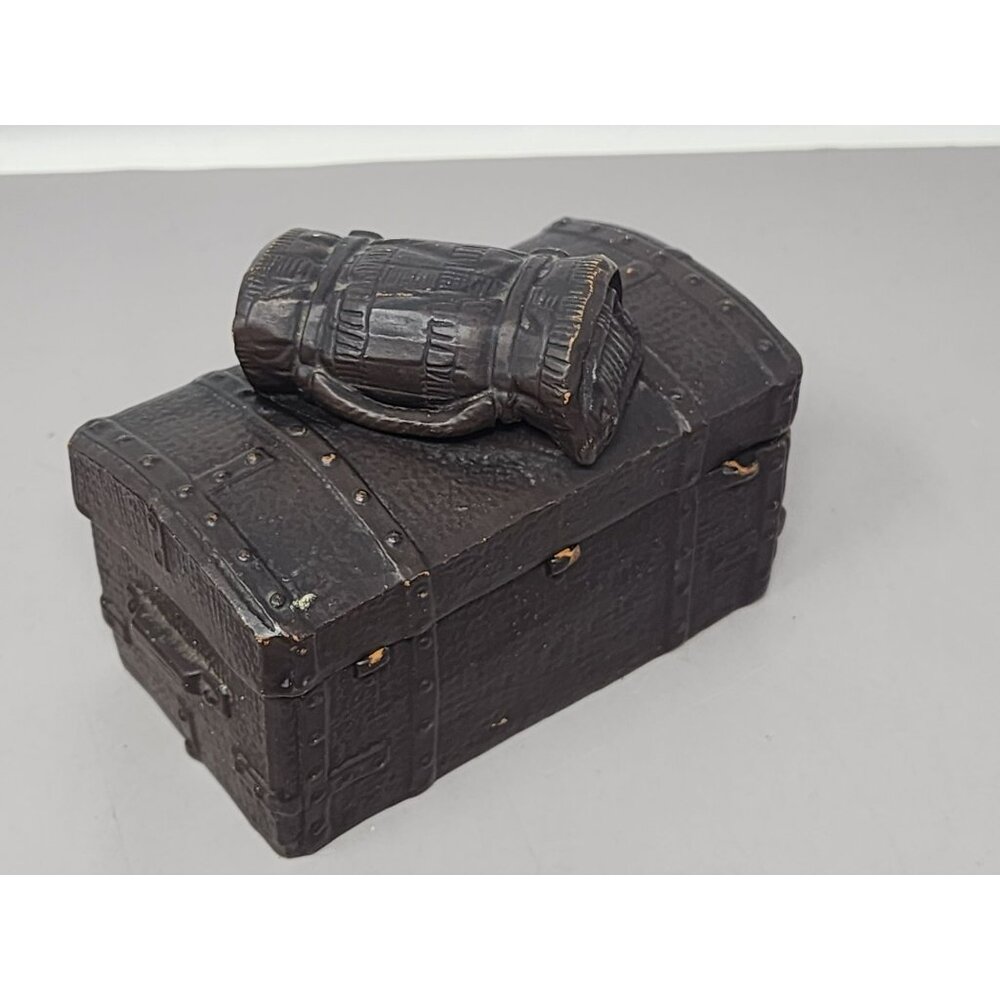 Vintage Resin/Ceramic? Trinket Box‎ With Golf Bag Lid Design Signed WSYS 143